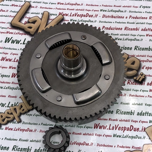 Cloche d'embrayage à denture hélicoïdale Z 14 - 69 en fonte pour transmission primaire VESPA 50 CV FL (paire)