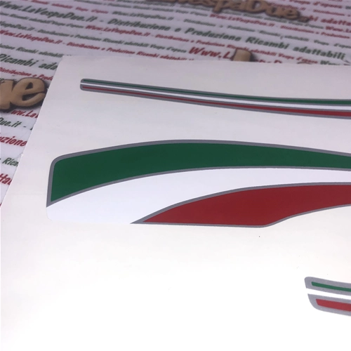Kit serie fregi adesivi targhette per GIOCATTOLO cavalcabile elettrica 12v per bambini VESPA PX 125 150 200 Celebrazione 150° Anniversario Anniversary Unità d'Italia
