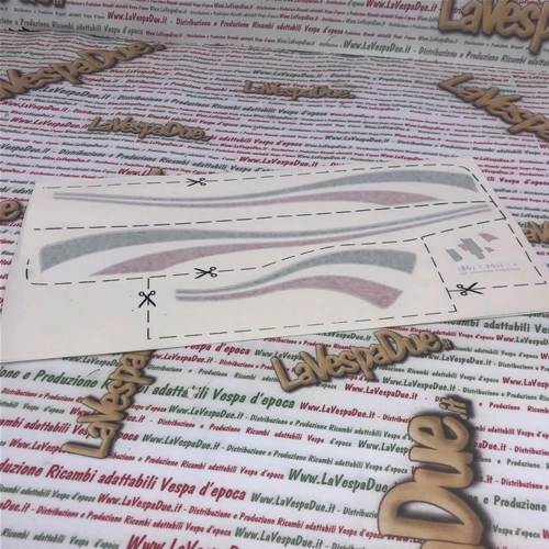 Kit serie fregi adesivi targhette per GIOCATTOLO cavalcabile elettrica 12v per bambini VESPA PX 125 150 200 Celebrazione 150° Anniversario Anniversary Unità d'Italia