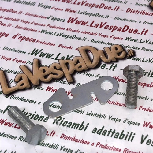 Kit de 2 boulons de 7 mm avec plaque pour la fixation du verrou de levier de démarreur pour VESPA V98T 125 V1 V15 V30 V33 VU1 VM VN 150 VL 150 VB1T GS APE A1 A15 AB AC AE AD PENTARò APA