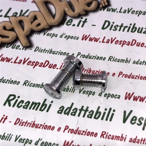 Par de tornillos con tuerca para conectar los mandos del acelerador y la placa de engranajes para los cables externos de la VESPA 150 GS VS1T.
