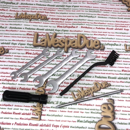 Kit de herramientas de 6 piezas para VESPA 50 90 125 150 160 180 200: bolsa, destornillador, cepillo, llave inglesa, mantenimiento de emergencia para reparaciones rápidas.