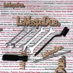 Kit set attrezzi 6 pezzi per borsa VESPA 50 90 125 150 160 180 200 giravite spazzolino chiave manutenzione di emergenza per riparazione rapida