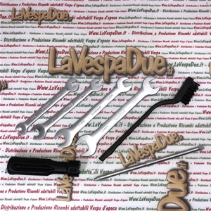 Kit de herramientas de 6 piezas para VESPA 50 90 125 150 160 180 200: bolsa, destornillador, cepillo, llave inglesa, mantenimiento de emergencia para reparaciones rápidas.