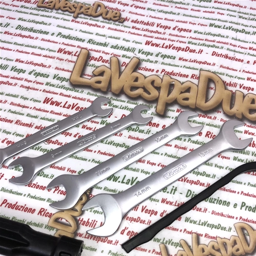 Kit de herramientas de 6 piezas para VESPA 50 90 125 150 160 180 200: bolsa, destornillador, cepillo, llave inglesa, mantenimiento de emergencia para reparaciones rápidas.