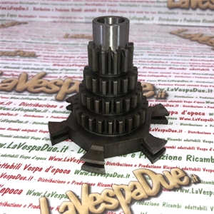 Caja de cambios cuádruple primaria de múltiples ejes 13 - 17 - 22 - 27 VESPA 125 SUPER 2ª 150 SUPER P 150 S 1ª VLB2 VBC1 VNC1 VNC2 COJINETE INTERNO 42 mm ro 110507 058677 Producto italiano