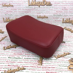 Antikrotes Heckpolster komplett mit Befestigungswinkeln für Vespa 125 VNA1/2T VNB1/2/3/4/5/6T 150 VB1T VBA1T VBB1/2T Code 084873