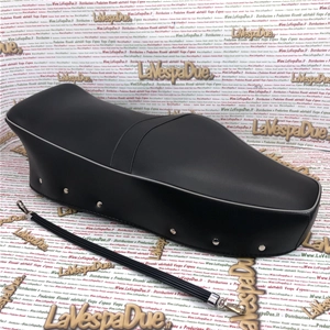 Funda de asiento azul para VESPA 150 GS VS4 VS5 oscura, completa con asa central y ganchos de presión.