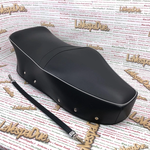 Funda de asiento azul para VESPA 150 GS VS4 VS5 oscura, completa con asa central y ganchos de presión.