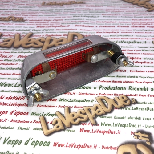 Luz trasera SIEM completa para VESPA 125 V30T V33T de 1951 a 1952.