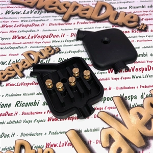 Sistema de toma de corriente de bajo voltaje para VESPA 50 NLR SPECIAL SS 90 SS SUPER SPRINT 125 PRIMAVERA ET3 APE 50 - TL1 - TL2 Producto italiano ro 070744