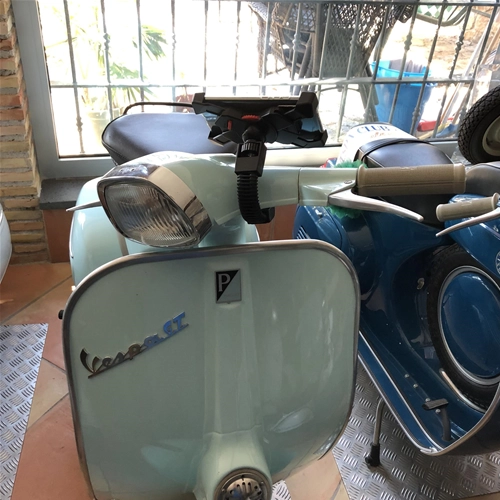 Soporte universal para teléfono para soportes de espejos de manillar Vespa SPECIAL ET3 PX PE PK GS SS SPRINT SUPER VBB VNB FARO BASSO VN VM V1 V15 V30 V33 VL para APPLE IPHONE SAMSUNG HUAWEI ONE+