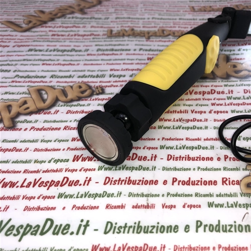 Lampe d'atelier LED rechargeable et articulée avec base magnétique et intensité lumineuse réglable, câble de chargement USB inclus