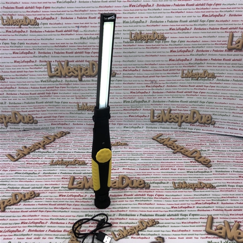 Lampe d'atelier LED rechargeable et articulée avec base magnétique et intensité lumineuse réglable, câble de chargement USB inclus