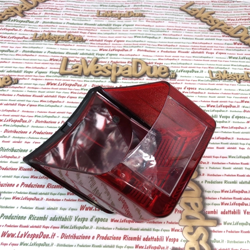 Approved plastic lens for rear stop light complete with black roof for VESPA 125 150 180 200 TS GTR SPRINT VELOCE RALLY ro 121017