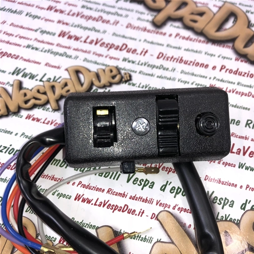 Interruptor de luz con tornillos macho y hembra para VESPA 50 SPECIAL ro 123152 - 160752 - 142966
