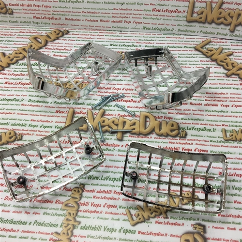 Kit de 4 pièces chromées Moplen pour grilles et protections anti-gravillons de clignotants avant et arrière pour Vespa 80, 125, 150, 200, PX, PE et T5