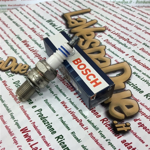 BOSCH WR4CC shielded spark plug with copper core and equivalent NGK BR8ES long pitch anti-interference resistor for VESPA 200 160 180 PX PE GS SS
