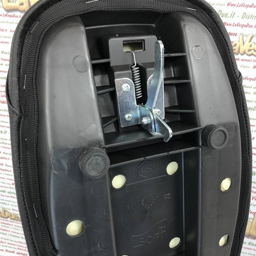 Original Piaggio Komplettsitz für PIAGGIO 50 SI FL2 MIX FL ro 272093 267678 271784 269991 270863 270619