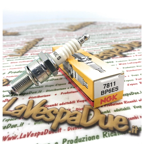 Candela NGK BP6ES per BETA BMW MOTOGUZZI YAMAHA FIAT 124 berlina MBK MOTOSPEZIAL SANGLAS SUZUKI URAL ZUNDAPP