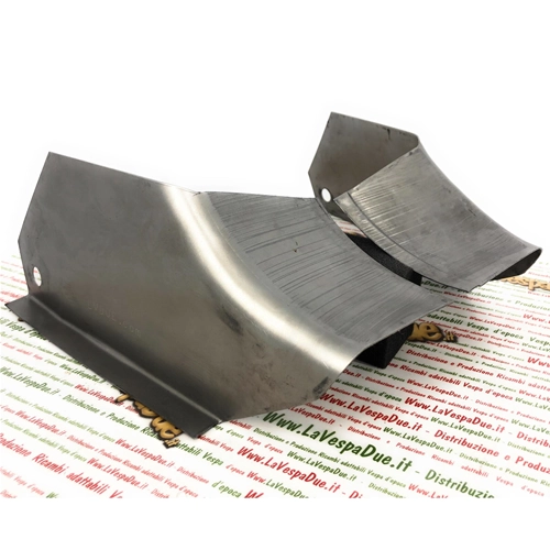 Chapa metálica completa para túnel central de estriberas de VESPA SPRINT SUPER VNB VBB GT GL PX PE RALLY 125 150 160 180 200. Producto italiano.