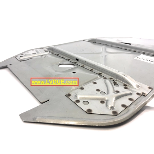 Marchepied complet en tôle de 90 cm de long avec renforts pour VESPA 50 NLR SPECIAL ELESTART 90 125 PRIMAVERA ET3