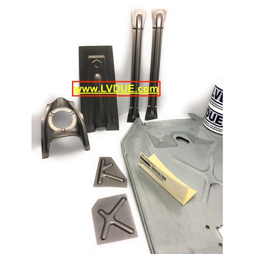 Scudo pedana completo di rinforzi e nasello scudetto esagonale VESPA 50 N L R con faro tondo 125 PRIMAVERA ET3 Premium Quality