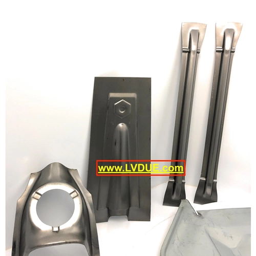 Scudo pedana completo di rinforzi e nasello scudetto esagonale VESPA 50 N L R con faro tondo 125 PRIMAVERA ET3 Premium Quality