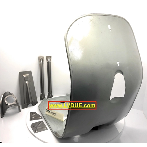 Scudo pedana completo di rinforzi e nasello scudetto quadrato VESPA 50 N L R con faro tondo Premium Quality