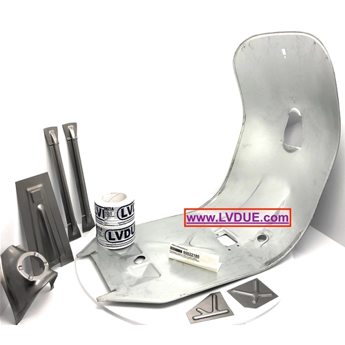 Scudo pedana completo di rinforzi e nasello scudetto quadrato VESPA 50 N L R con faro tondo Premium Quality