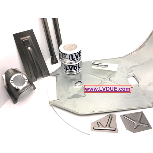 Scudo pedana completo di rinforzi e nasello scudetto quadrato VESPA 50 N L R con faro tondo Premium Quality