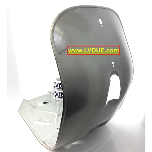Scudo pedana completo di rinforzi e nasello scudetto quadrato VESPA 50 N L R con faro tondo Premium Quality