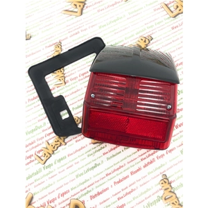 Feu stop arrière complet avec toit noir, joint et ampoules pour VESPA 125 150 180 200 TS GTR SPRINT VELOCE RALLY ro 121017 141758