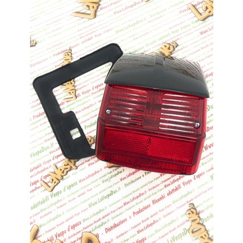 Feu stop arrière complet avec toit noir, joint et ampoules pour VESPA 125 150 180 200 TS GTR SPRINT VELOCE RALLY ro 121017 141758