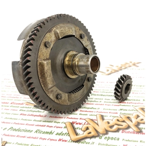 Pair of primary transmission clutch bell helical teeth Z 19 - 66 in iron for VESPA 50 90 125