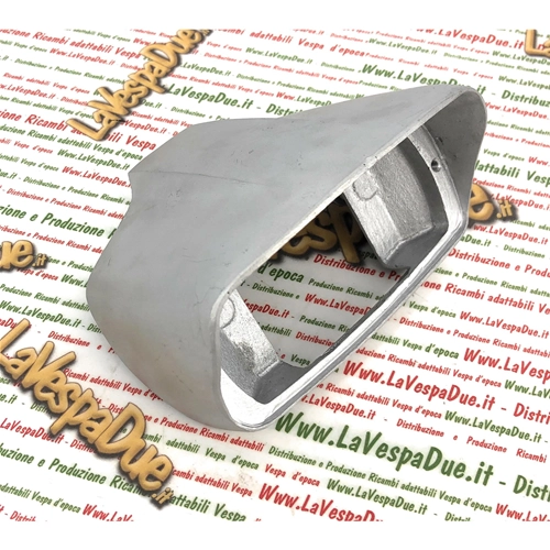 Carcasa de luz trasera para LAMBRETTA 125 150 LI 1ª 2ª 175 1ª 2ª en aluminio pulido ro 19083070 innocenti