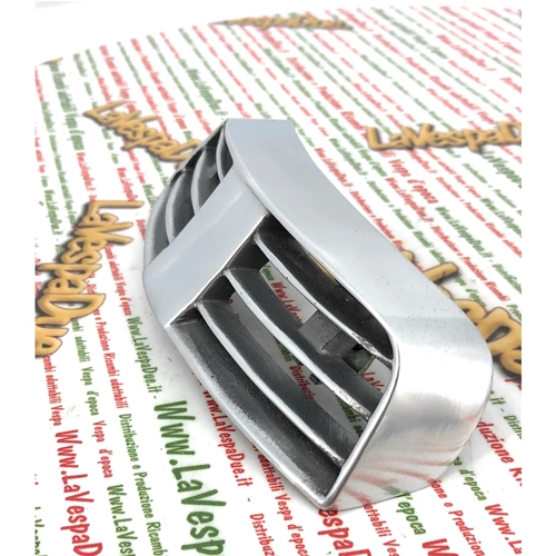 Rear grille trim LAMBRETTA 125 150 LI 1st 2nd 175 TV 2nd ro 19055014 innocenti in polished aluminum