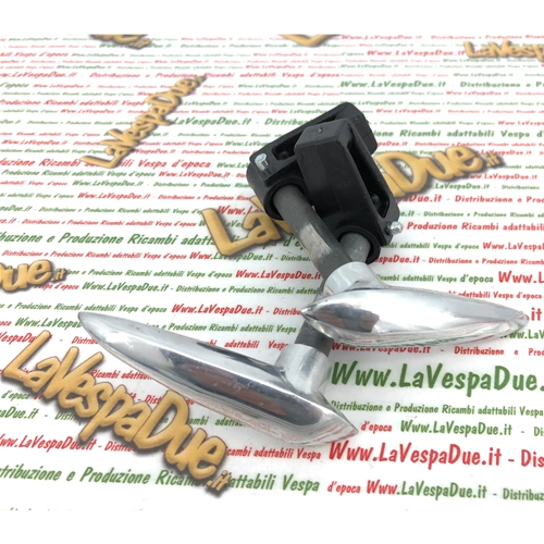 Kit de leviers, capots, carrosseries, sacoches LAMBRETTA 125 150 LI 3° SPECIAL SX 175 TV 3° 200 TV SX ro 19955091 19955350 19955092 innocenti pour ouverture et fermeture en aluminium poli
