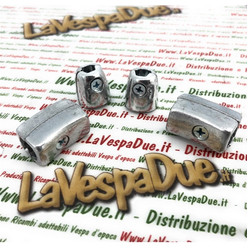 Juego de embellecedores para el borde del protector de goma LAMBRETTA 125 150 LI 3° SPECIAL GP DL SX 175 TV 3° 200 TV SX GP DL innocenti 4 piezas en aluminio pulido
