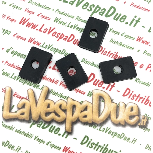 Anti-vibration rubbers for the edge of the shield LAMBRETTA 125 150 LI SPECIAL DL GP SX 175 TV 200 SX TV DL GP ro 19950052 innocenti