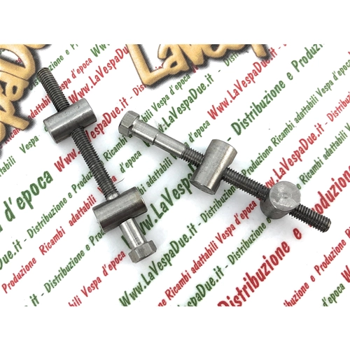 Tornillos de acero para fijar el depósito de combustible LAMBRETTA LI SPECIAL SX TV DL GP innocenti