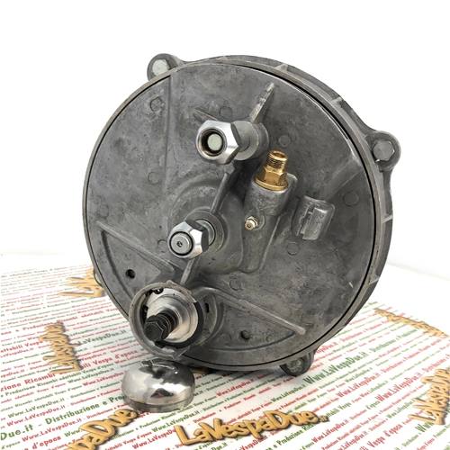 Komplette Nabe mit innenliegender Scheibenbremstrommel am Vorderrad LAMBRETTA 175 TV 3° 200 TV SX DL GP mit 10 x 1,25 mm Hohlschraube innocenti
