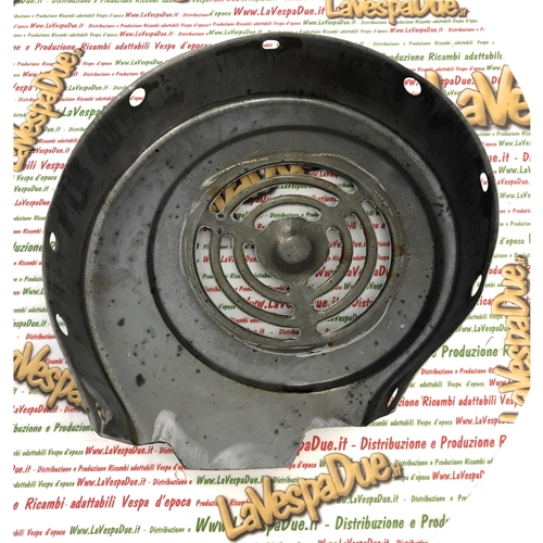 Cache-ventilateur en métal LAMBRETTA 125 150 LI SPECIAL DL GP SX 175 TV 2° 3° 200 TV SX DL GP ro 22014030 - 19014030 innocenti
