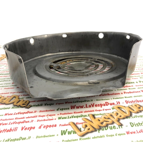 Cache-ventilateur en métal LAMBRETTA 125 150 LI SPECIAL DL GP SX 175 TV 2° 3° 200 TV SX DL GP ro 22014030 - 19014030 innocenti