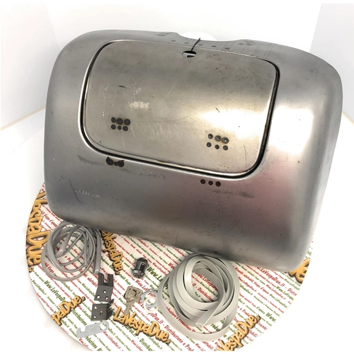 Boîte de rangement Shield LAMBRETTA 125 150 LI 3° SPECIAL SX 175 TV 3° 200 TV SX innocenti