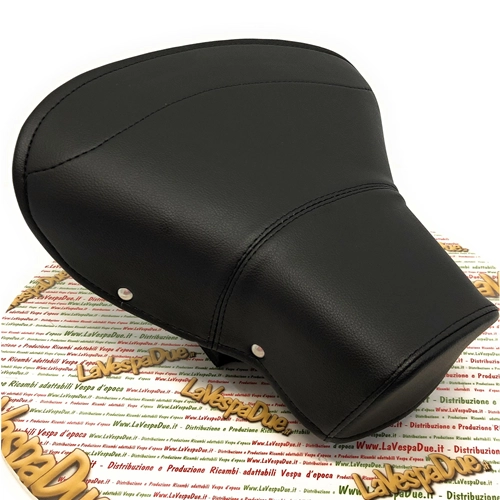 Asiento trasero monoplaza completo LAMBRETTA 125 LI 150 2° con 2 remaches ro 19055290 innocenti