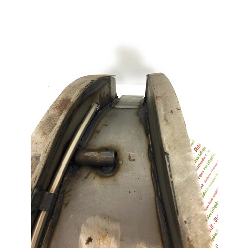 Túnel central de chapa metálica con casquillos y tuberías VESPA 125 de 1949 a 1950 Estribo con faro bajo
