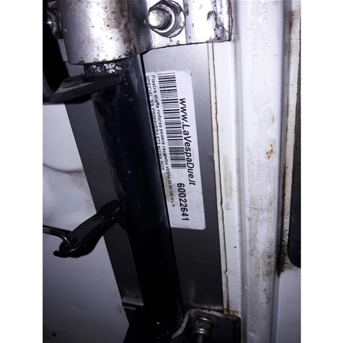 Placa de refuerzo de acero inoxidable para el reposapiés de VESPA 50 90 125 NLR SPECIAL SS PRIMAVERA ET3
