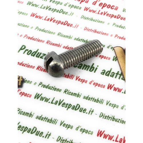 Vis à tête ronde en acier inoxydable 18/8 UNI 254 10 mm x 30 mm VESPA, diverses applications, pour le bouchage de trous. Produit italien en stock dans notre entrepôt.