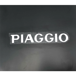 Piaggio-Schriftzug für die Frontschürze der VESPA PX 125, 150 und 200 (Baujahre 1997–2000) in Weiß auf transparentem Untergrund
